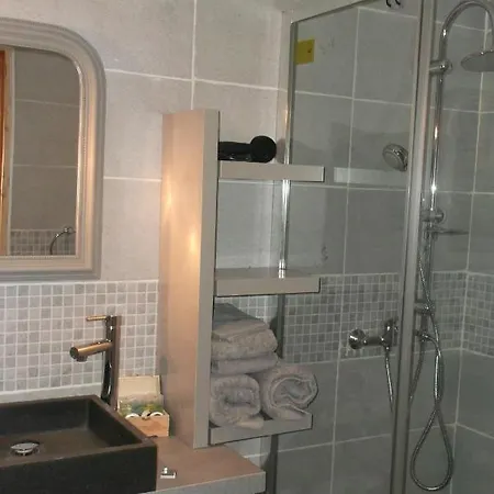 La Grange D'antan Alojamento de Acomodação e Pequeno-almoço Cruzy