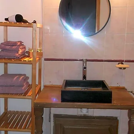 Alojamento de Acomodação e Pequeno-almoço La Grange D'antan Cruzy